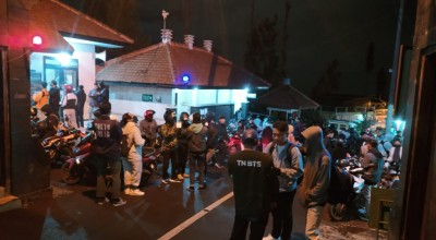 Wisatawan ke Bromo Jalur Pasuruan Membludak, Polisi Berlakukan Sistem Buka Tutup