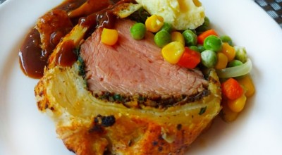 Rendang Beef Wellington, Paduan Citarasa Nusantara dan Western Suguhan Aston Hotel Sidoarjo