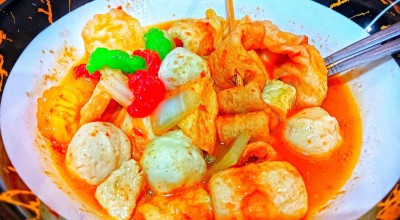 Si Amang, Seblak Prasmanan Tanpa Minyak Beromzet Rp3,6 Juta Sehari