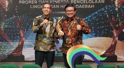 Komitmen Kelola Lingkungan, Petrokimia Gresik Terima Penghargaan Proper Emas dari Wapres RI