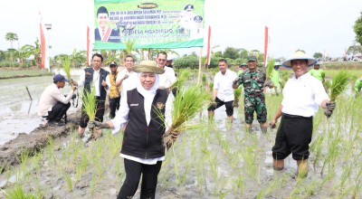 Pemprov Jatim Dinobatkan Provinsi Terinovatif oleh Kemendagri