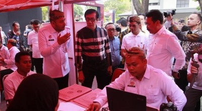 Menkumham Tinjau Pelayanan Eazy Intal dan Eazy Paspor Kanim Malang di Legal Expo