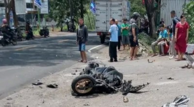 Perempuan di Trenggalek Tewas Tertabrak Truk Box Oleng