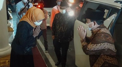 Khofifah Resmi Gabung TKN Prabowo-Gibran