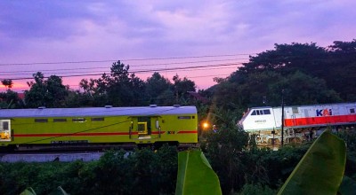 Evakuasi KA Pandalungan di Stasiun Tanggulangin Sidoarjo Usai Dini Hari
