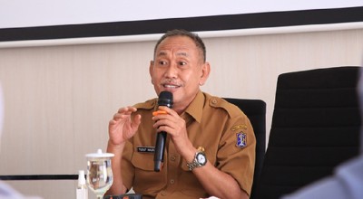 Siswa Keluarga Miskin Surabaya Jangan Beli Seragam di Tahun Ajaran Baru