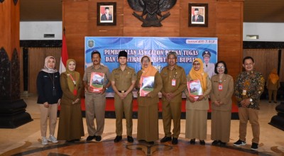 Bupati Trenggalek Serahkan SK Pensiun 85 PNS