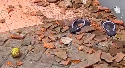 Bikin Galau, Rumah Warga Dilempari Genting