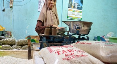 Harga Beras Naik, Disperindag Lamongan Batasi Pembelian di Minimarket