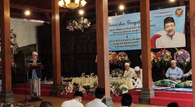 Relawan Nderek Guru di Kediri Bedah Buku Biografi Habib Luthfi bin Yahya