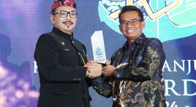 Terminal Teluk Lamong Raih 2 Penghargaan di KSOP Tanjung Perak Award