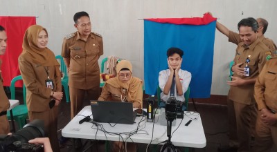 Pj Wali Kota Malang Tinjau Gerakan Dukcapil Goes to School ke SMAN Tugu