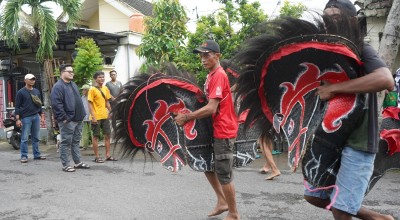Mas Dhito Keliling Desa di Kras Kediri Lihat Warga Latihan Jaranan