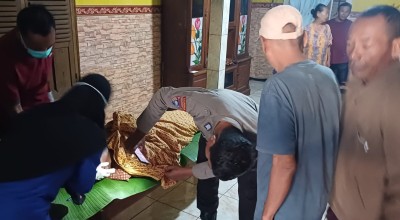 Jasad Bayi Mengapung di Sungai Samping Pondok Dander Bojonegoro