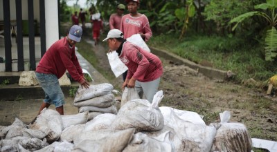 Cegah Banjir Kiriman dari Gresik, Pemkot Surabaya Bangun Tanggul 2,5 Km di Pakal
