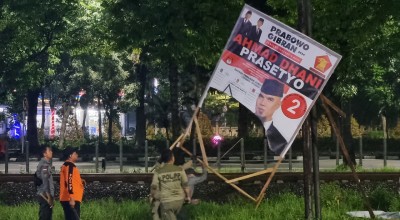 KPU Jatim Bersihkan APK di Seluruh Wilayah, Masa Tenang Pemilu Dimulai