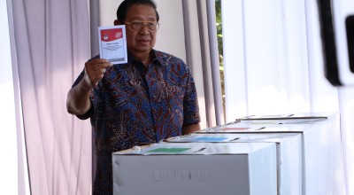 SBY dan Keluarga Nyoblos di TPS 16 Ploso Pacitan, Tak Sekadar Tanggung Jawab