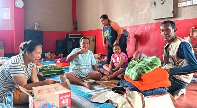 Curhat Warga Terdampak Banjir di Sidoarjo yang Mengungsi ke  2 Lokasi