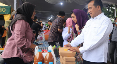 Bazar Ramadan di Alun-Alun Kota Probolinggo, Sedia Takjil hingga Sembako Murah