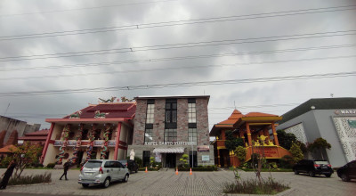 6 Tempat Ibadah dalam 1 Lokasi, Bukti Kerukunan Beragama di Surabaya