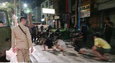 9 Remaja Diamankan Polrestabes Surabaya karena Balap Liar