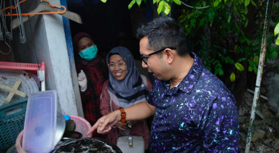 Pj Wali Kota Mojokerto Kerja Bakti bareng Warga: Penting untuk Cegah DBD