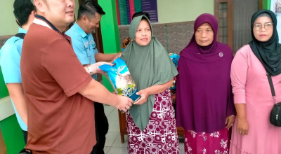 Bantuan 3,6 Ton Beras Diberikan untuk Warga di 3 Kelurahan Kota Probolinggo
