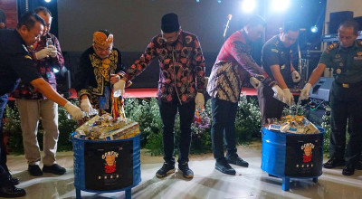 Bea Cukai Sidoarjo Musnahkan Produk Ilegal Senilai Rp22 Miliar