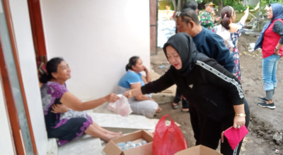 Bantuan untuk Korban Banjir Dringu Probolinggo Terus Mengalir