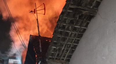 Rumah di Kota Malang Terbakar, Diduga Api dari Tungku Kayu Dapur