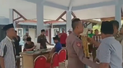 Dilempar Asbak, Saksi Caleg Demokrat di Bangkalan Mengamuk Banting Meja