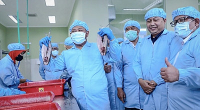 Bupati Gresik Siapkan Unit Pengolahan Ikan Bandeng, Tingkatkan Ekonomi Warga Sidayu