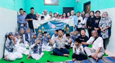 Ramadan Berkah, Ikatan Alumni Universitas Surabaya Berbagi di 7 Panti Asuhan