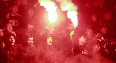Serbu Sesi Latihan Persik Kediri di Brawijaya, Suporter: Bablaske Juara!