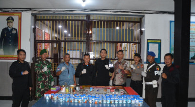 Komitmen Bebas Narkoba, 400 Warga Binaan Lapas Lamongan Dites Urine