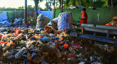 Sampah di TPS 3R Mekarsari Waru Sidoarjo Capai 14 Ton Pasca Lebaran