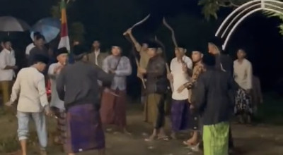 Ribut Warnai Orkes Dangdut Hajatan Nikah di Bangkalan, Nyaris Adu Bacok