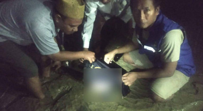 Nelayan Sampang Temukan Mayat Bayi di Tepi Pantai Camplong