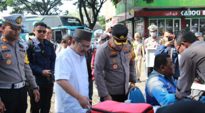 Pemudik Gratis Pemkab Pasuruan Tiba di Lokasi Tujuan, Ini Pesan Pj Bupati