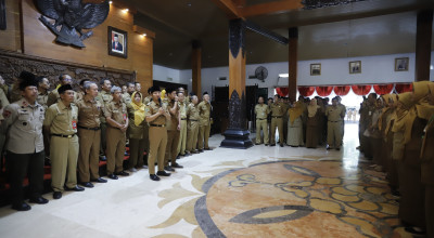 Pesan Mendalam Mas Ipin dalam Apel ASN di Pemkab Trenggalek