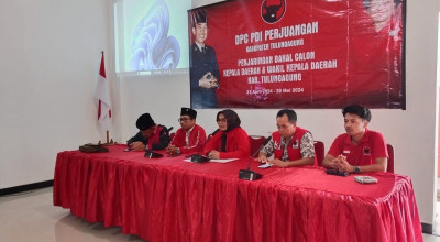 11 Tokoh Ambil Formulir Pendaftaran Bacabup di DPC PDIP Tulungagung