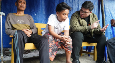 Mas Dhito Bantu Pendidikan Adit sampai Perguruan Tinggi