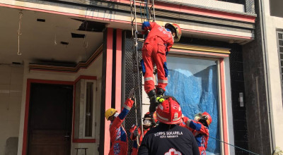 Pria Jambangan Surabaya Ditemukan Tewas di Rumah Lantai 2, Diduga Bunuh Diri