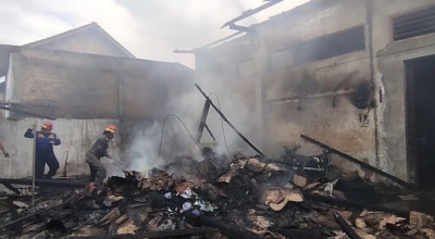 Gudang Sembako di Pacitan Terbakar, 4 Motor Turut Hangus