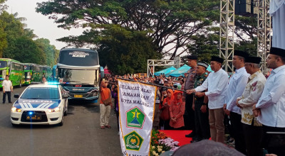 Pj Wali Kota Malang Berangkatkan 1.195 Jamaah Haji