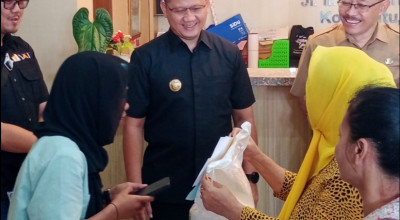 9.129 KPM di Kota Batu Terima Bantuan Pangan Beras CPP Tahap Dua