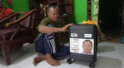 Kisah Haru Paridjan, Buruh Ternak asal Lamongan Naik Haji