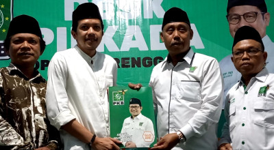 Wabup Syah Natanegara Daftar Bacawabup ke DPC PKB Trenggalek