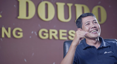 Sutomo, Menghapus Luka Menyulap Desa