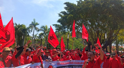 PDIP Sidoarjo Gelar Aksi Damai, Lawan Intimidasi dan Kriminalisasi Hukum